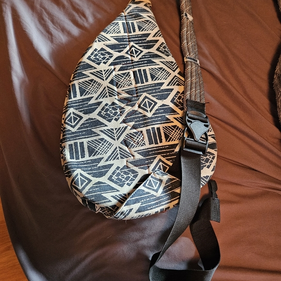 Kavu Rope Bag like new condition - Picture 4 of 4